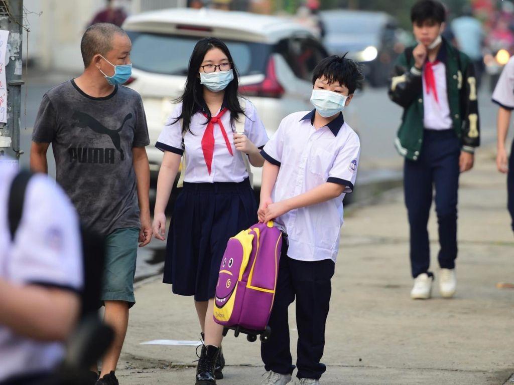 Xưởng may đồng phục học sinh giá rẻ phải đảm bảo đúng quy định trường