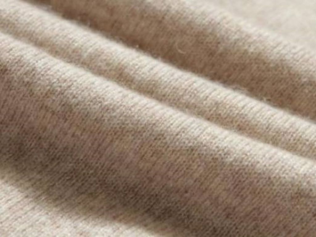 Vải Cashmere pha thường được dùng cho các sản phẩm cao cấp
