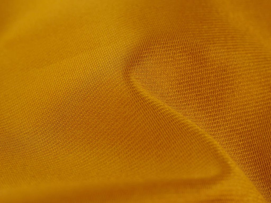 Poplin với độ thoáng mát vượt trội tỏ ra rất lý tưởng cho thời tiết nóng ẩm