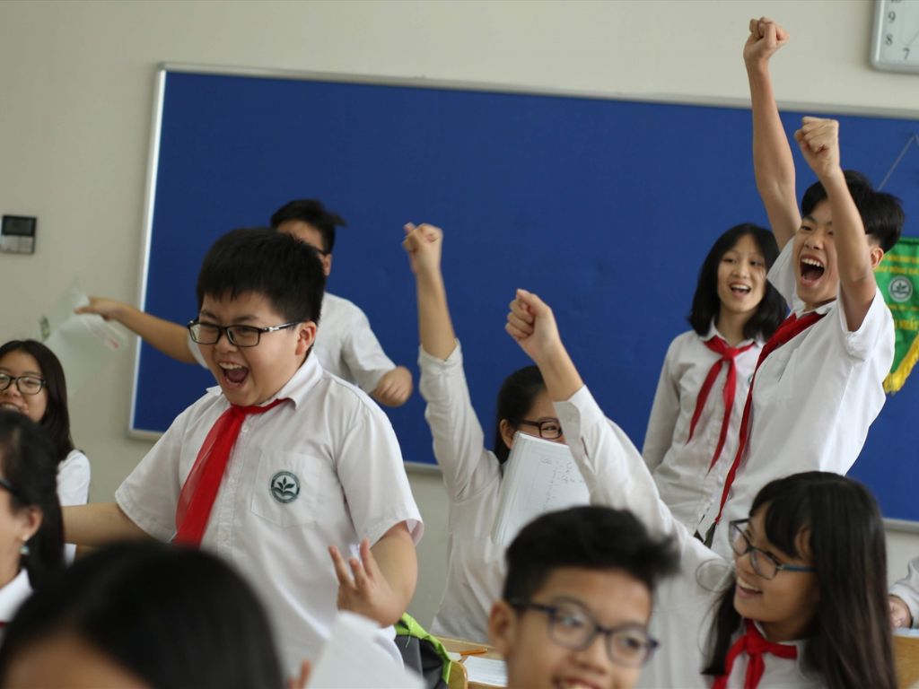 Đồng phục nam sinh giúp trẻ xóa bỏ rào cản học đường