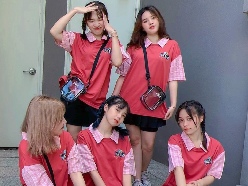 Bạn cần xác định phong cách chung của nhóm để chọn mẫu áo nhóm phù hợp