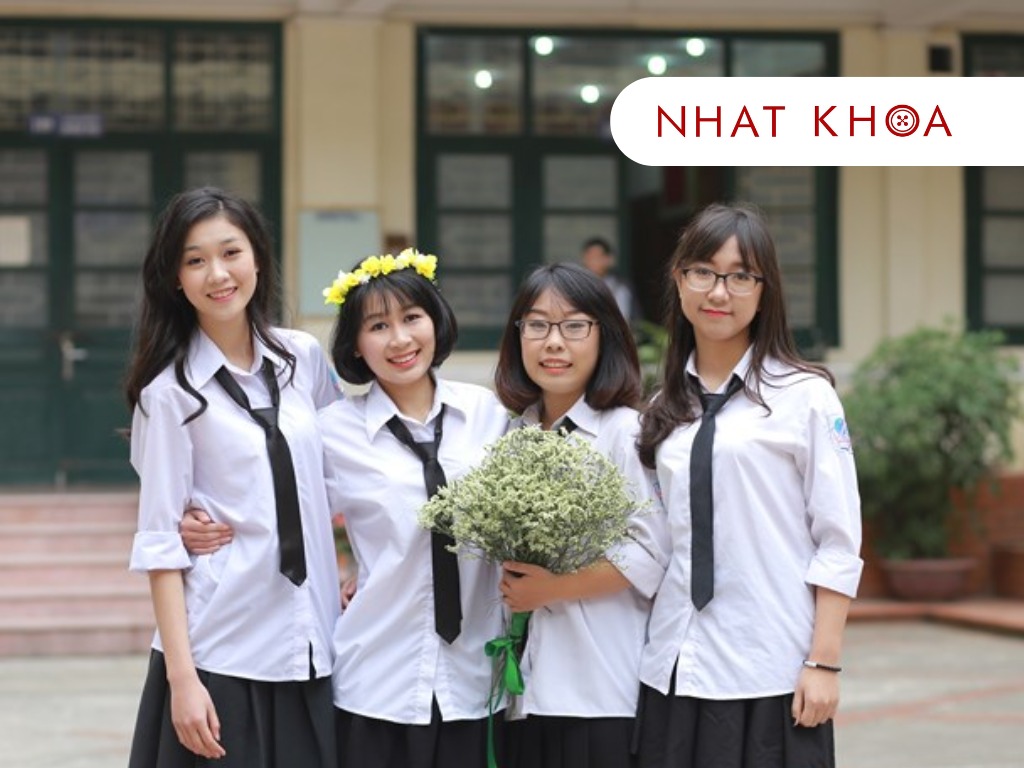 Đồng phục trường THCS Nguyễn Tất Thành