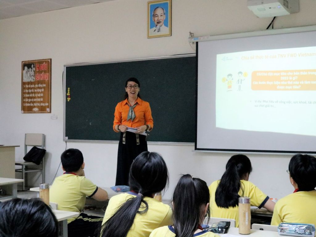 Việc chấp hành tốt nội quy về đồng phục là thể hiện sự kỷ luật chung