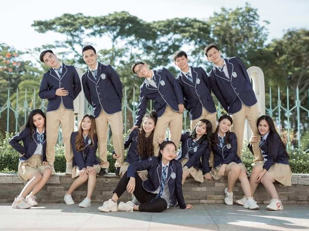 Thuê đồng phục học sinh Hàn Quốc giúp bạn tiết kiệm chi phí