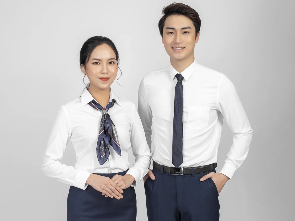 Áo sơ mi đồng phục cổ đức mang lại vẻ lịch sự và chỉn chu