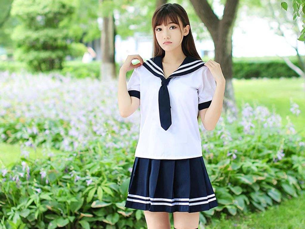 Áo thủy thủ là lựa chọn phổ biến trong áo đồng phục học sinh Hàn Quốc