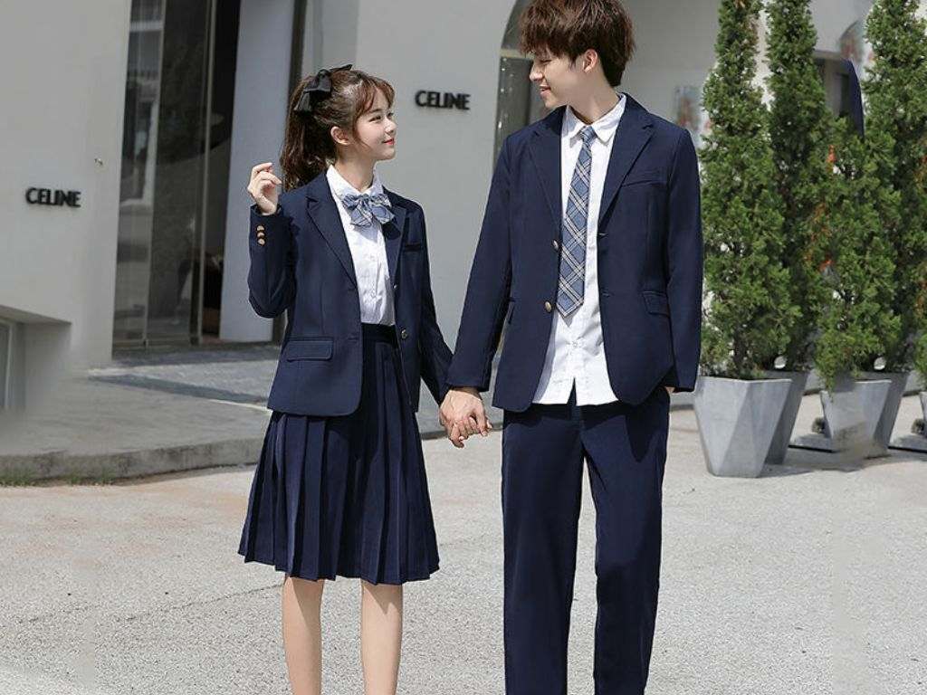 Đồng phục học sinh cấp 3 Hàn Quốc thường là áo blazer