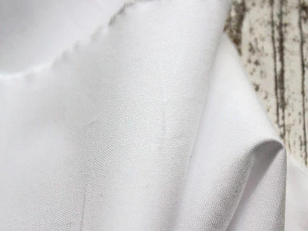 Vải Poplin là lựa chọn hợp lý để may áo đồng phục Nhật Bản