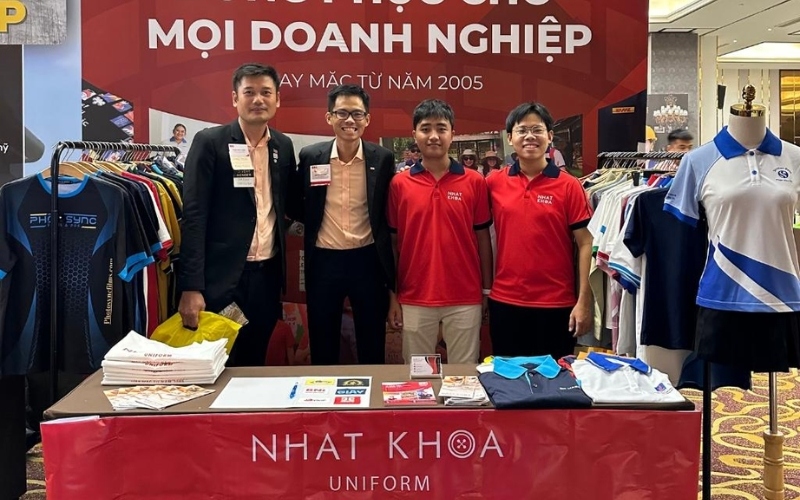 Nhất Khoa Uniform nhận cung cấp đồng phục từ chất liệu vải poly cotton