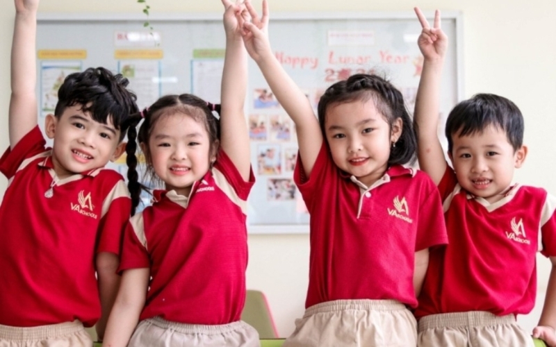 Vải poly cotton rất thích hợp để làm đồng phục học sinh