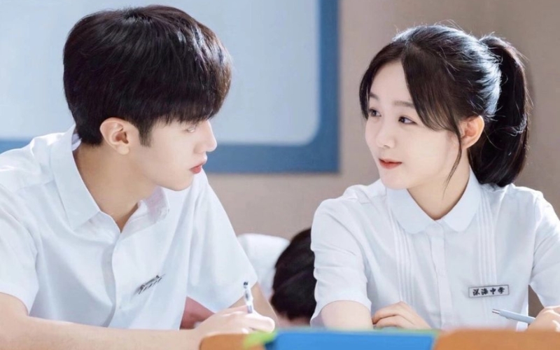 Bạn cần chọn đồng phục có thiết kế đơn giản và thoải mái
