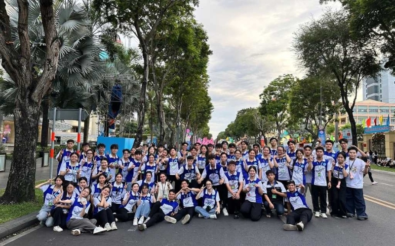 Đồng phục đại học Sài Gòn giúp xây dựng hình ảnh nhận diện đặc trưng cho trường