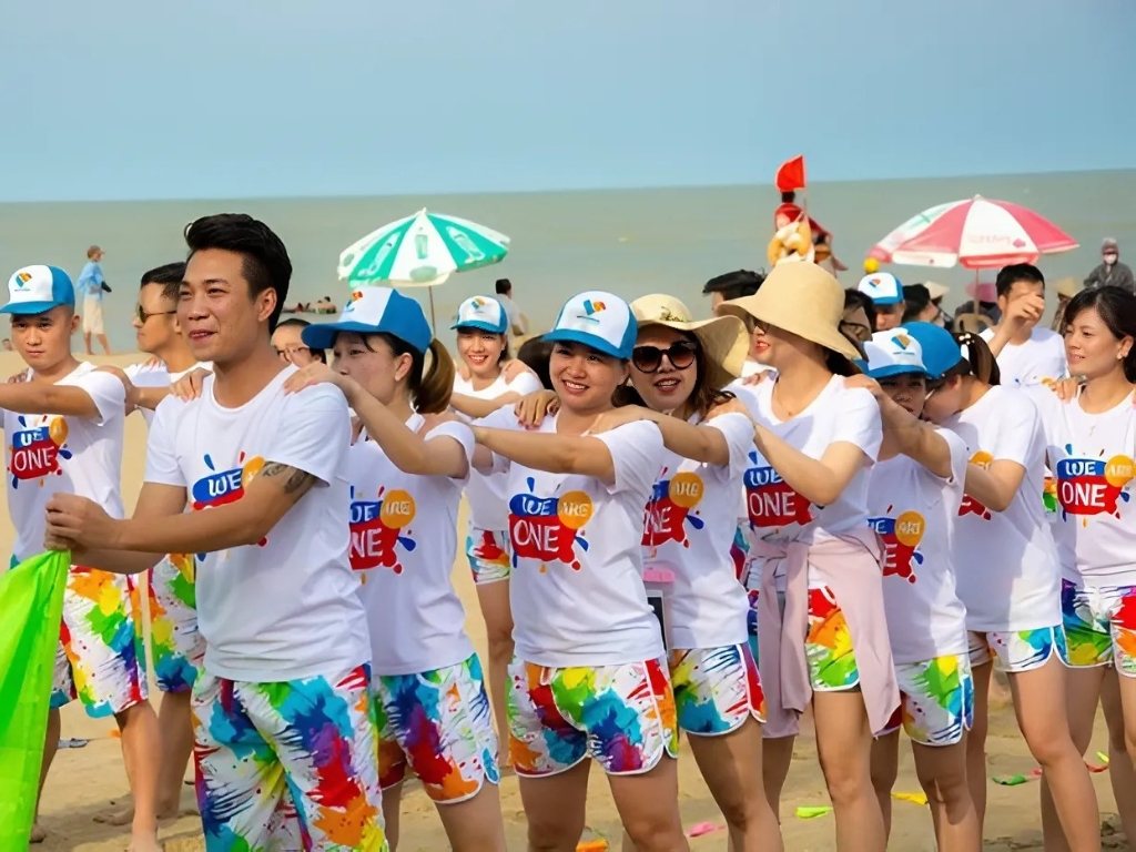 Bạn nên thiết kế hình in độc đáo, sáng tạo cho áo team building