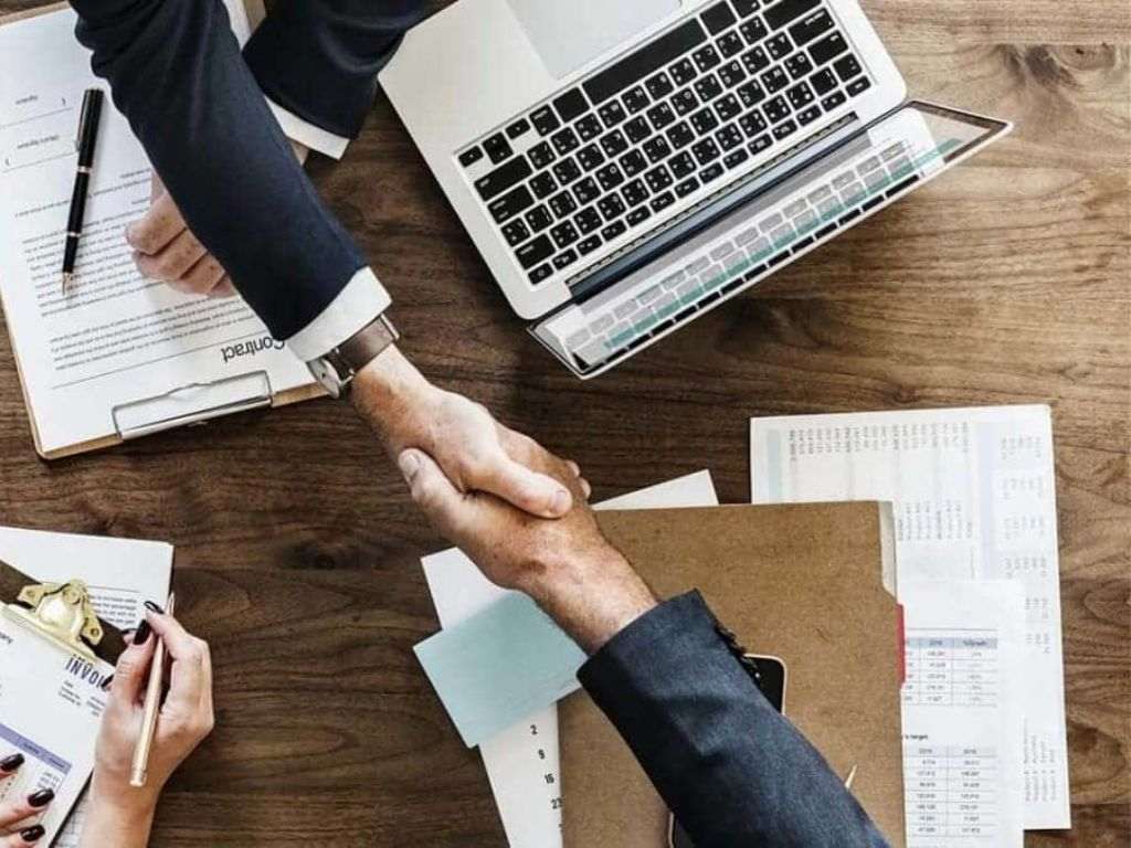 Khi mẫu thiết kế được duyệt, Nhất Khoa sẽ cung cấp bảng báo giá và kí hợp đồng