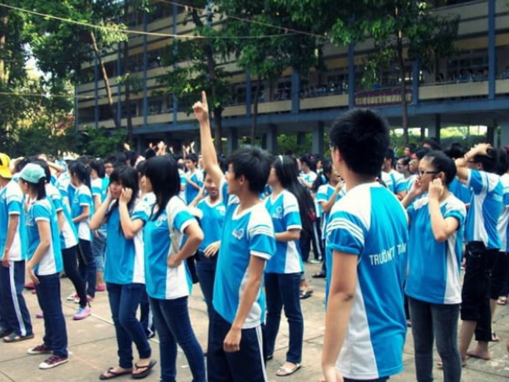 Nhà trường có những quy định cụ thể về việc mặc đồng phục