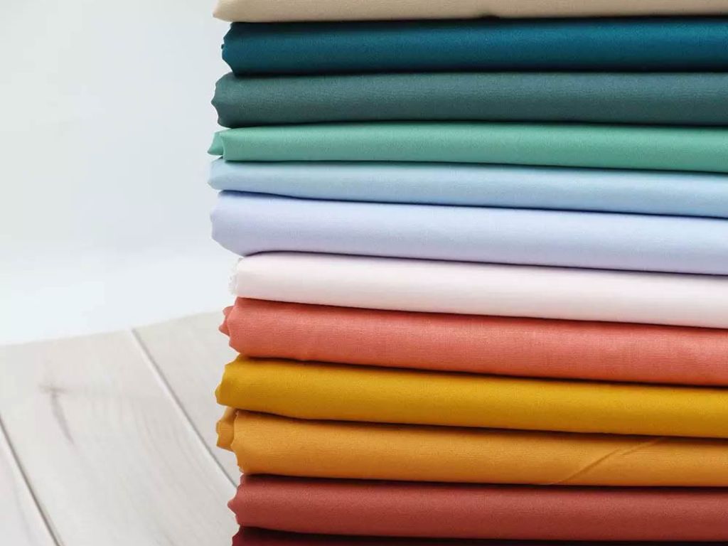 Bạn nên ưu tiên vải cotton cho đồ đi biển cho nữ