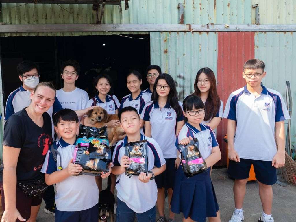 Học sinh nam cần đảm bảo mặc đồ gọn gàn