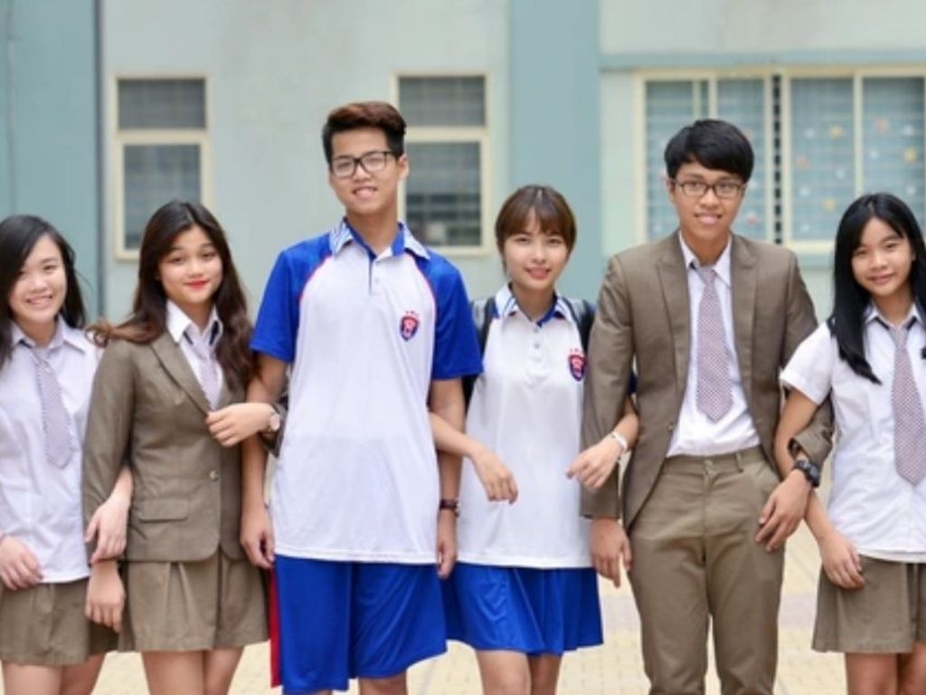 Yêu cầu về hình ảnh cá nhân cũng trở nên quan trọng hơn khi bạn mặc đồng phục
