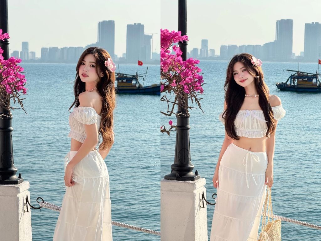 Set áo croptop và chân váy cạp cao là loại đồ đi biển phổ biến nhất