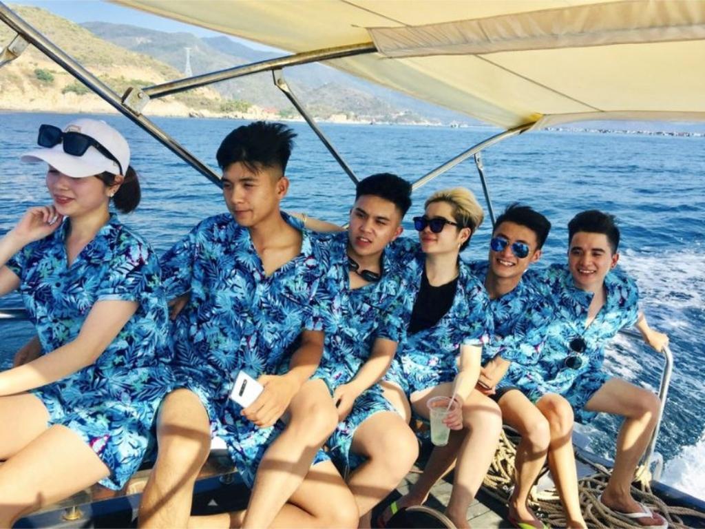 Việc chọn một bộ đồ đi biển tiện lợi giúp bạn rút ngắn đáng kể thời gian mua sắm