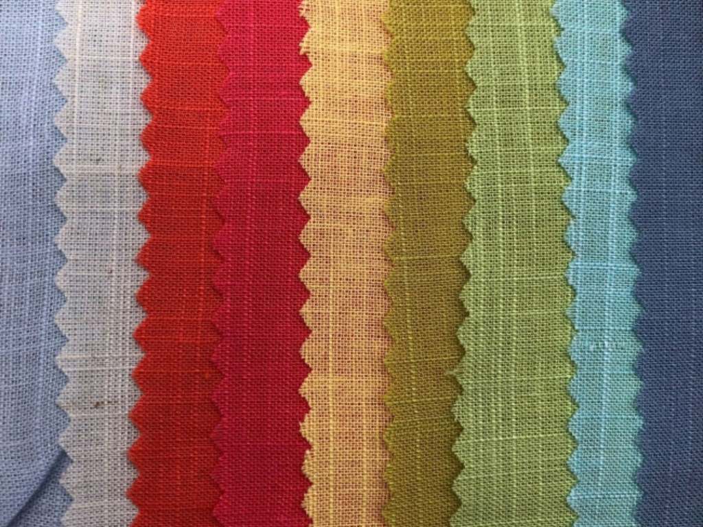 Vải đũi là loại vải thoáng khí và nhanh khô rất phù hợp để may đồ nam đi biển