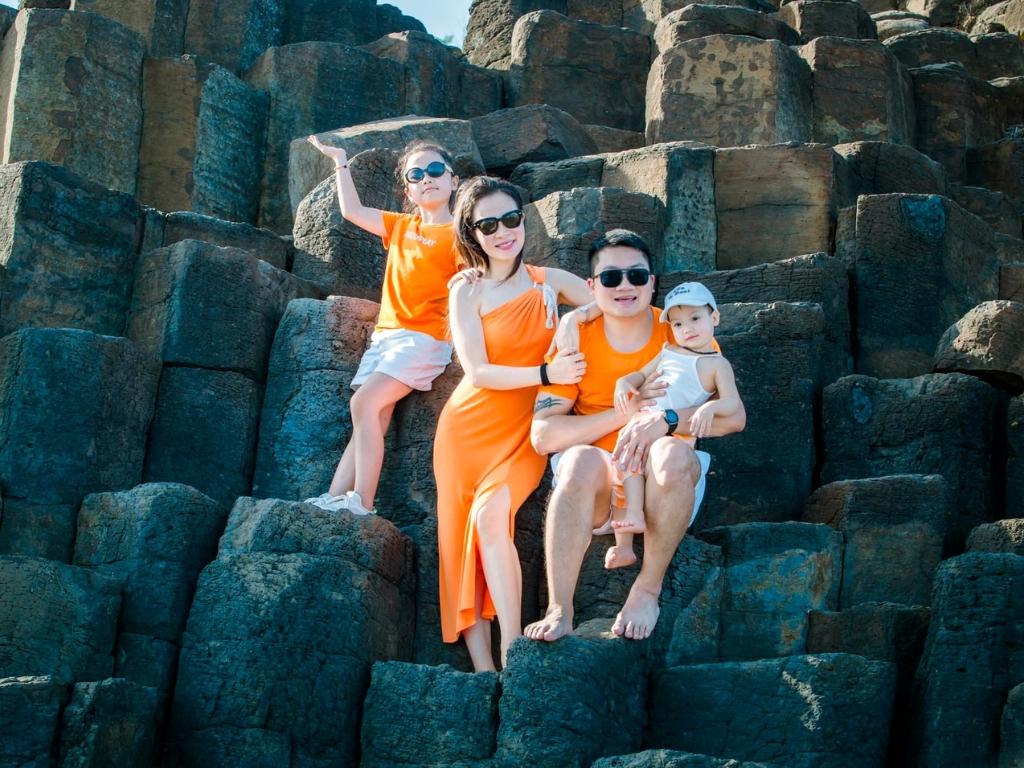 Bạn có thể mix-match đồ linh hoạt cho phong cách thời trang gia đình khi đi chơi