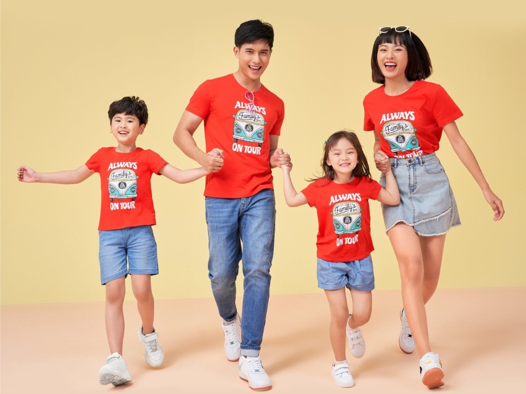 Áo gia đình cao cấp sử dụng công nghệ in hiện đại giúp hình in sắc nét và sống động