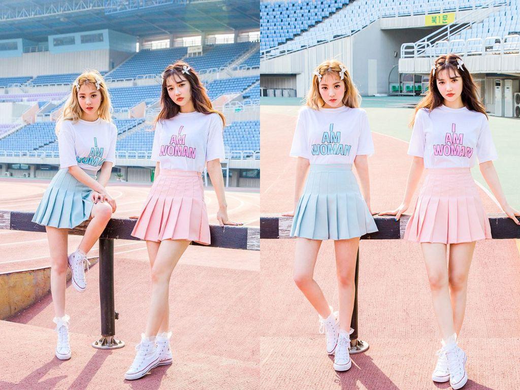 Áo phông kết hợp với chân váy tennis mang đến vẻ ngoài trẻ trung