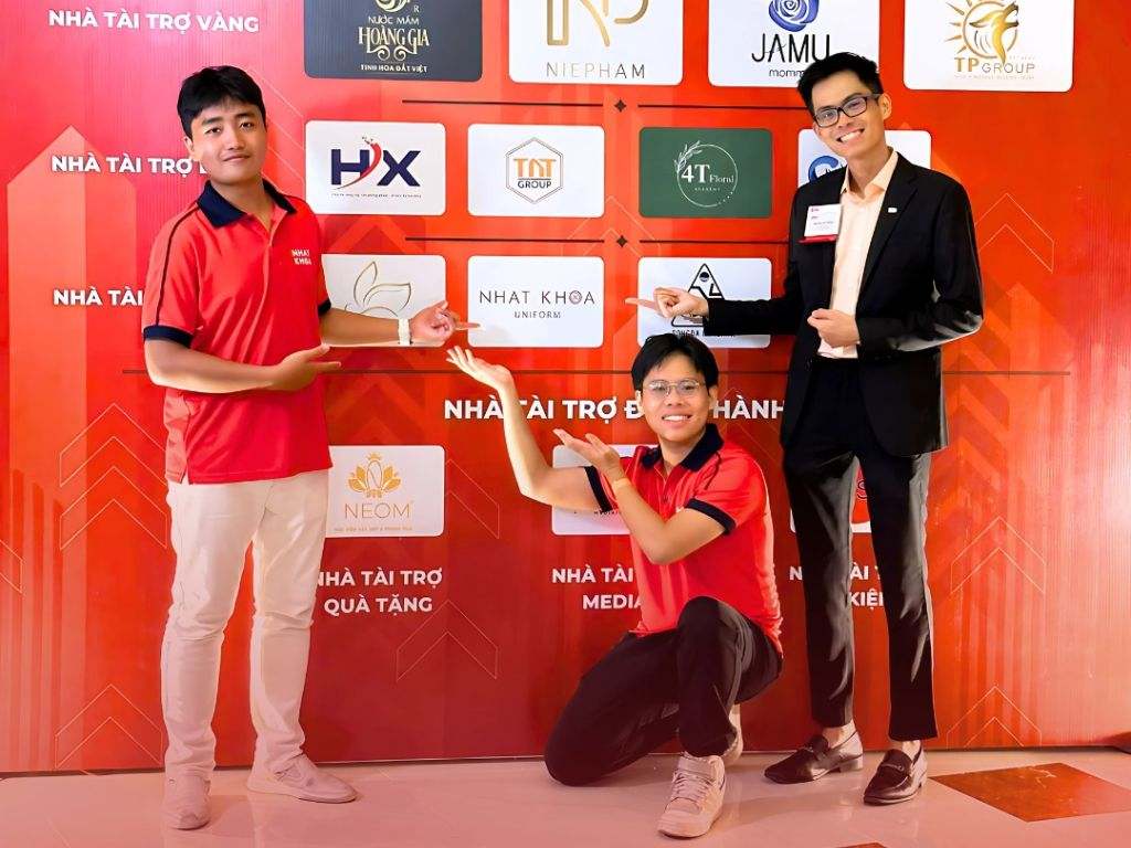 Nhất Khoa là địa chỉ đáng tin cậy khi mua áo thun online