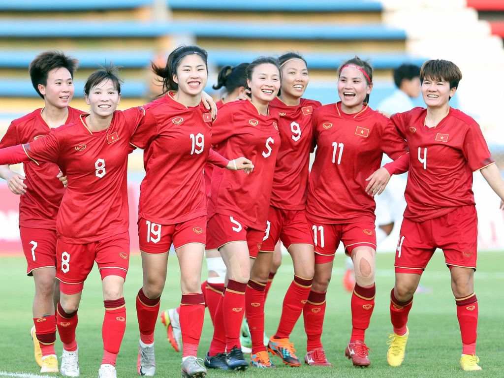 Các chi tiết nhỏ trên áo như logo đội tuyển cần được rõ ràng