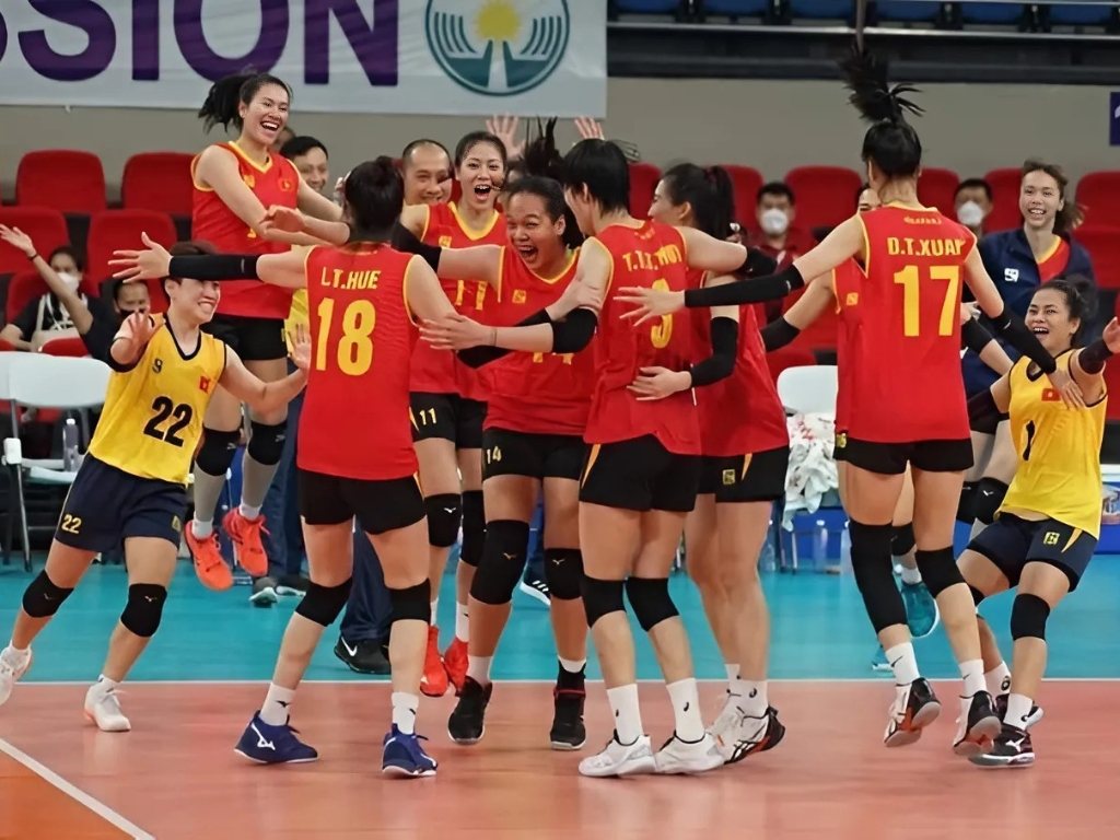 Đồng phục áo bóng chuyền nữ giúp nâng cao tinh thần đồng đội