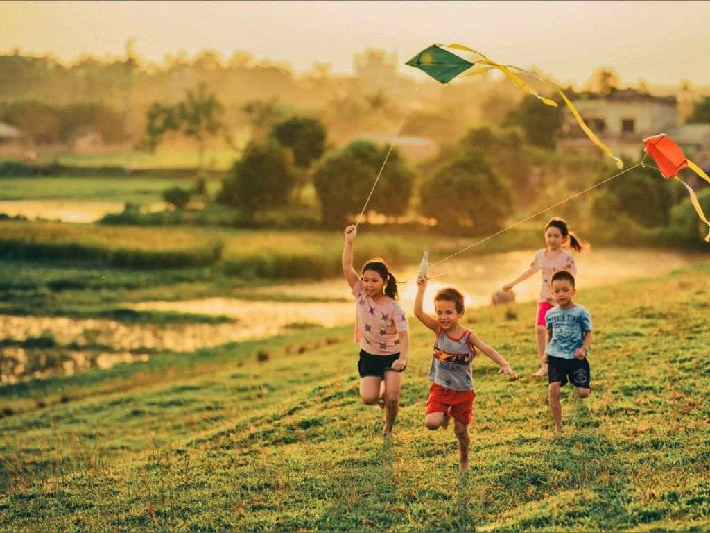 Bạn có thể tự do thiết kế, đảm bảo rằng bộ đồ đá banh không logo