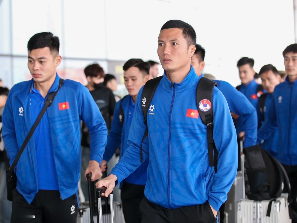 Mẫu ao khoac doi tuyen di chuyển có kiểu dáng lịch sự