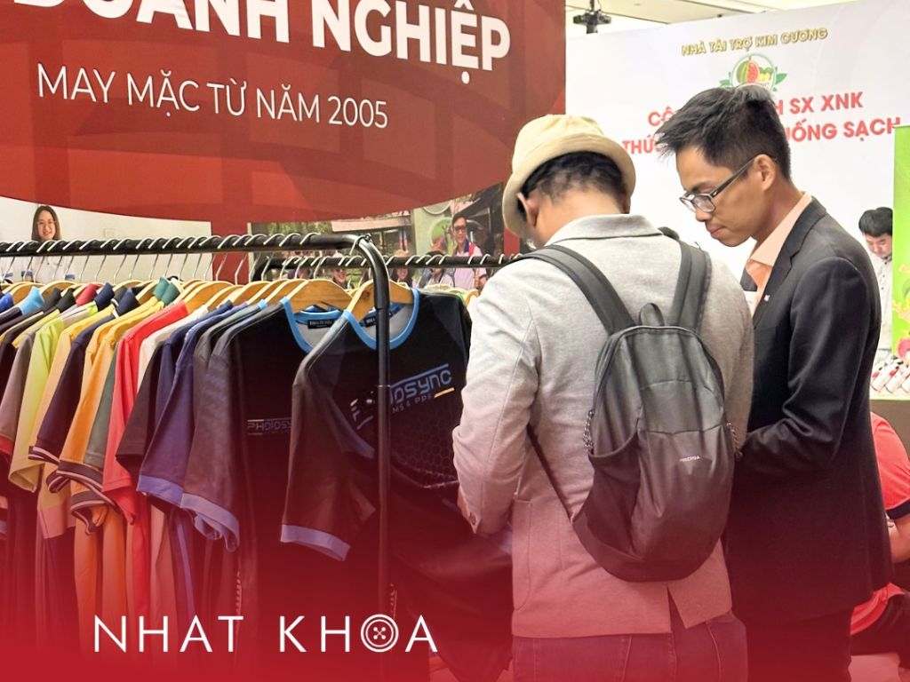 Nhất Khoa tư vấn giúp bạn chọn set đồ thể thao nữ đẹp