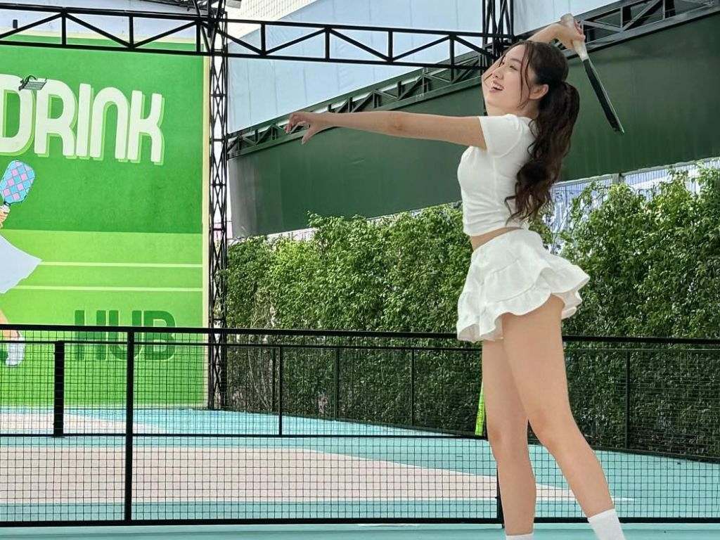 Màu sắc của bộ thể thao nữ mùa hè ảnh hưởng đến yếu tố thẩm mỹ