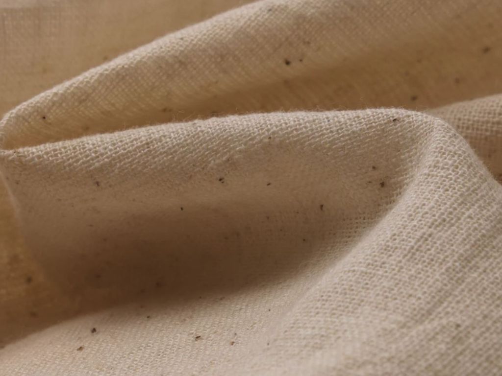 Chất liệu cotton rất mềm mại và có khả năng thấm hút mồ hôi tốt