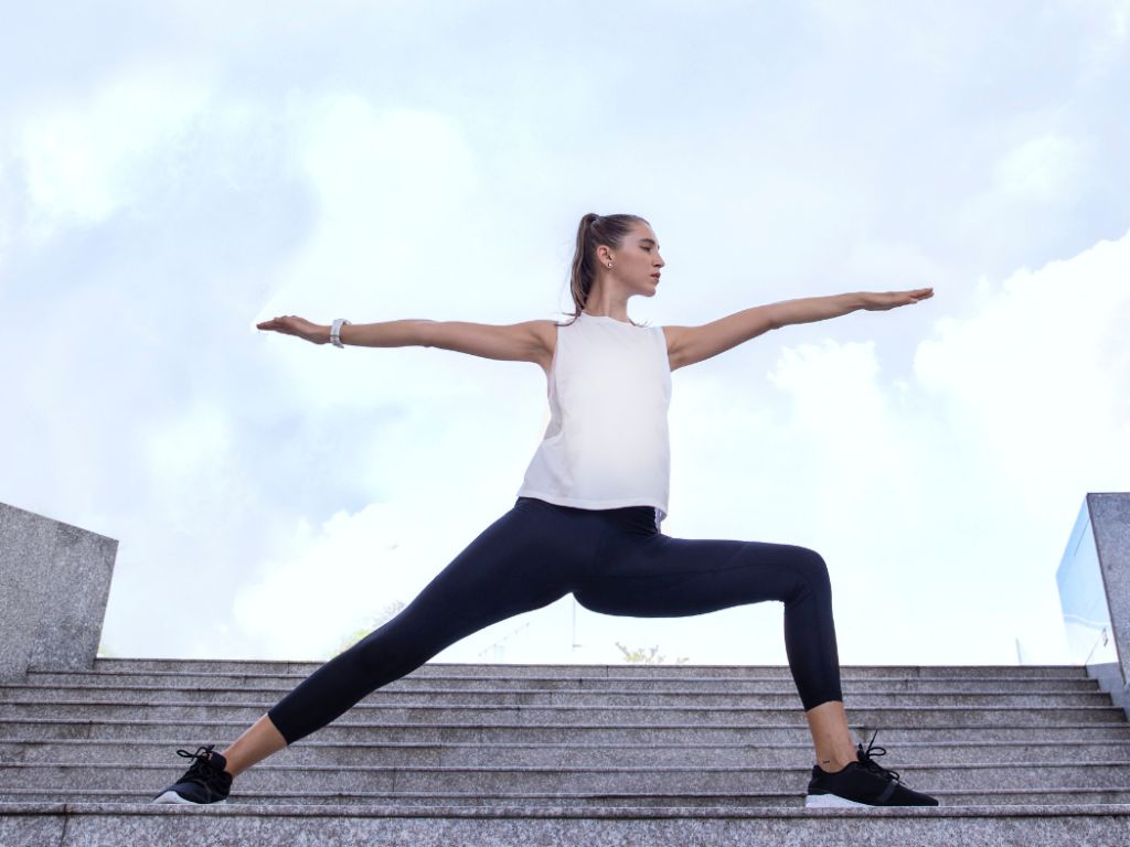 Bộ quần áo thể thao nữ dành cho Yoga