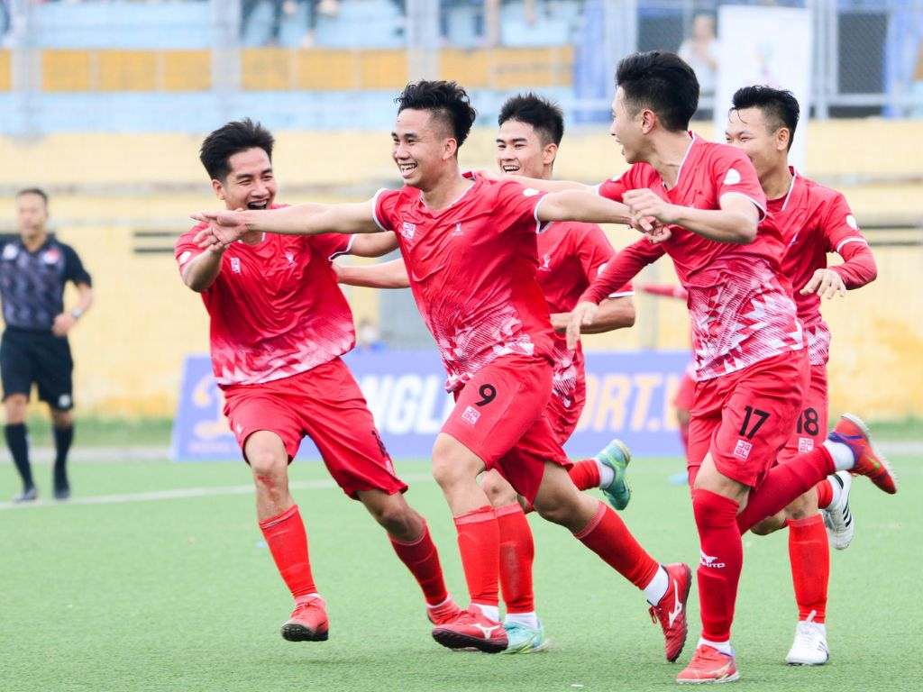 Phong cách thể thao, hay còn được biết đến với thuật ngữ Athleisure