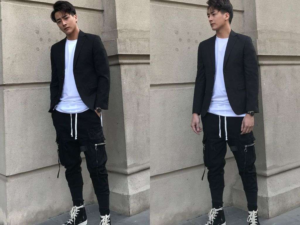 Một bộ đồng phục thể thao gồm áo áo thun và quần dài