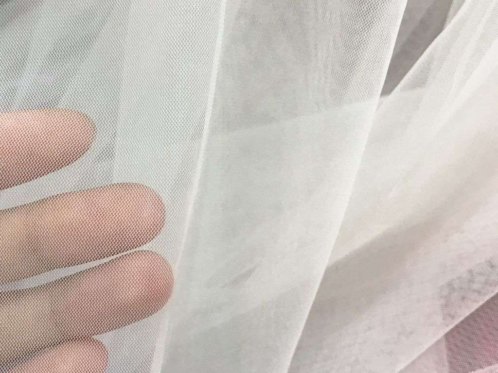 Vải lưới là lựa chọn hàng đầu với đặc tính siêu nhẹ