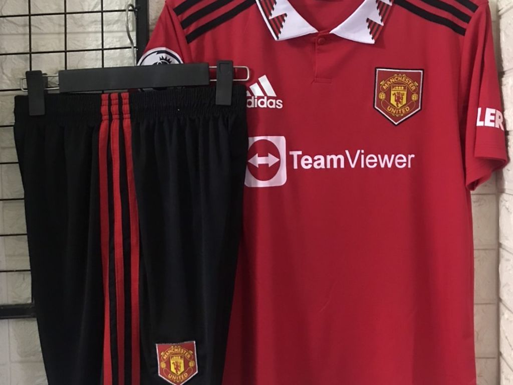 Áo giúp bạn tạo yếu tố thú vị và khó đoán cho đối thủ cũng như khán giả