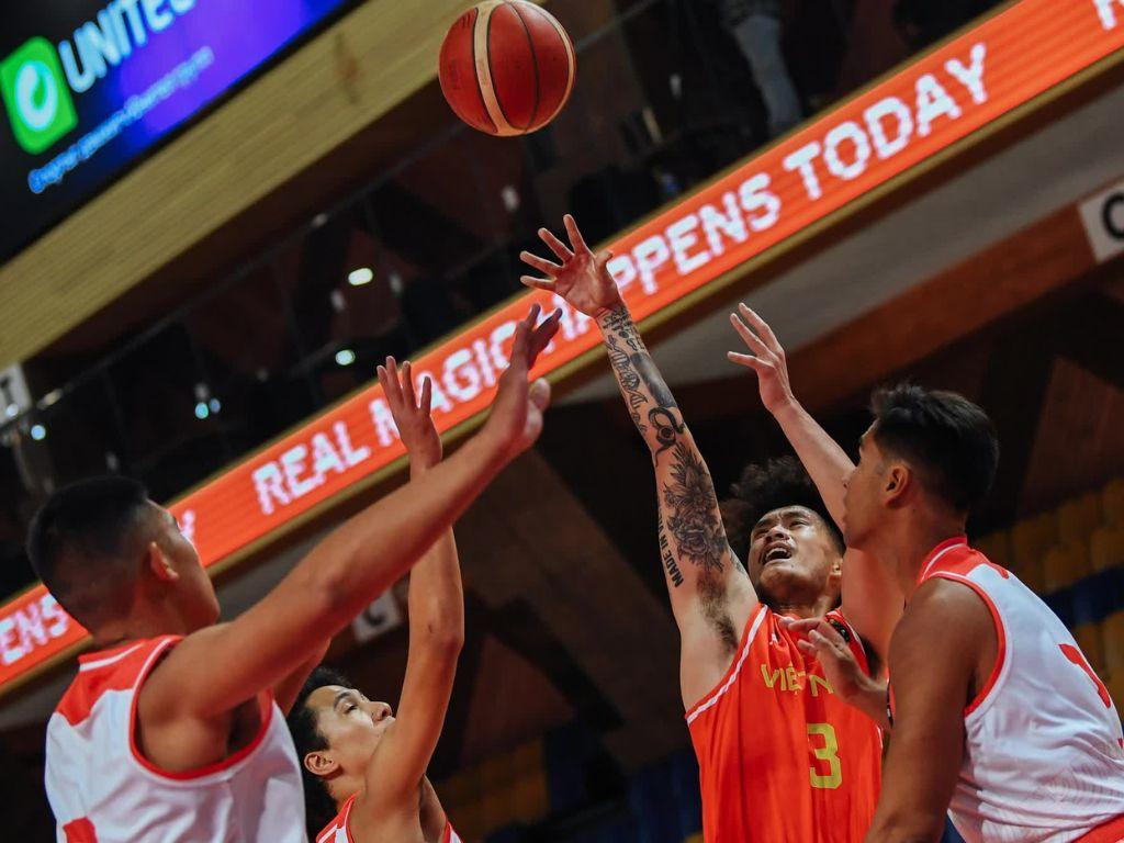 Bạn nên ưu tiên chọn áo bóng rổ vừa vặn với mình