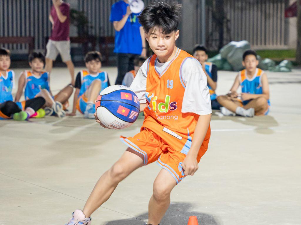 Khi bạn muốn in logo đội, số áo, tên cầu thủ theo một thiết kế đặc thù