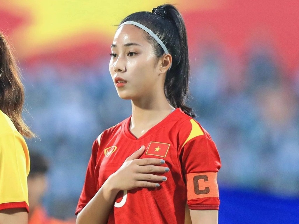 Băng đô giúp giữ cho tóc không che khuất tầm nhìn trong quá trình thi đấu