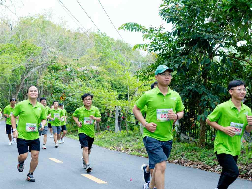 Quần 1 lớp đặc trưng bởi thiết kế siêu nhẹ