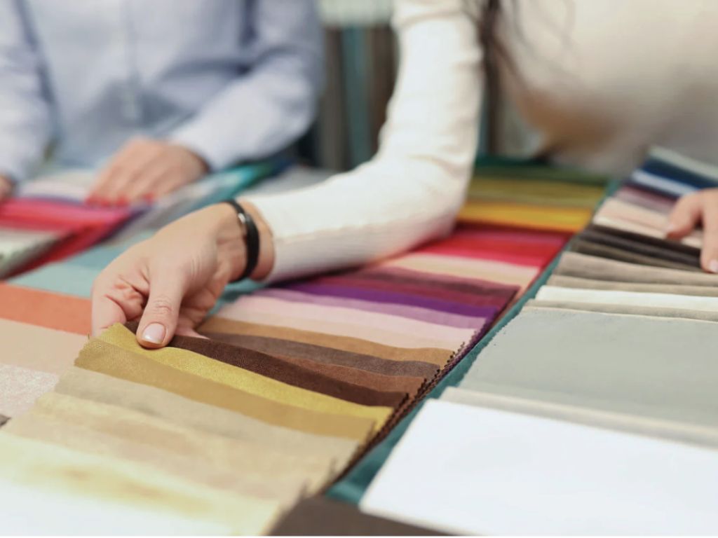Chất liệu vải là yếu tố cốt lõi quyết định chất lượng áo