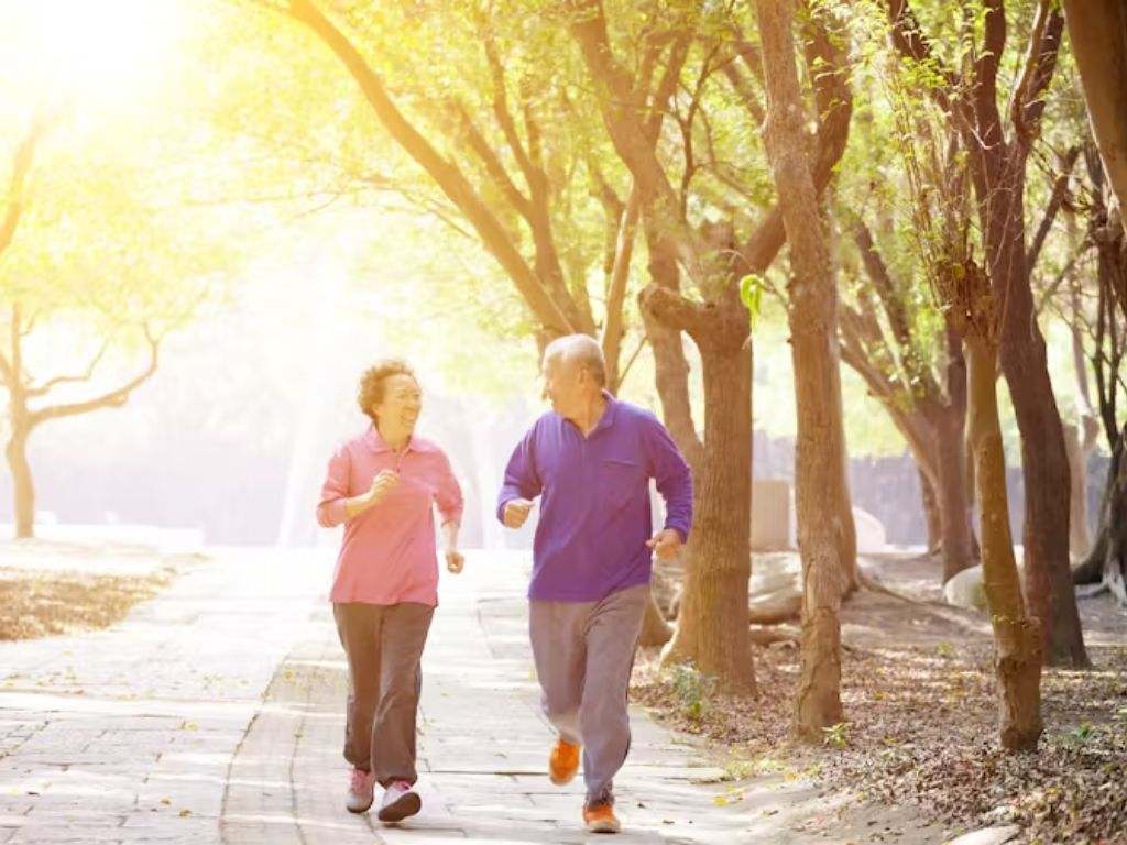 Đồ bộ nam dài tay mặc nhà thường có quần suông ống rộng