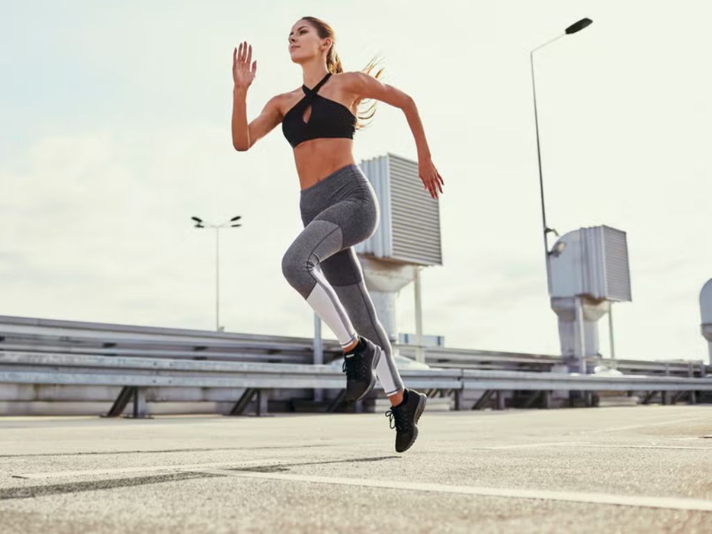 Cạp quần cũng là một yếu tố mà bạn đáng lưu tâm