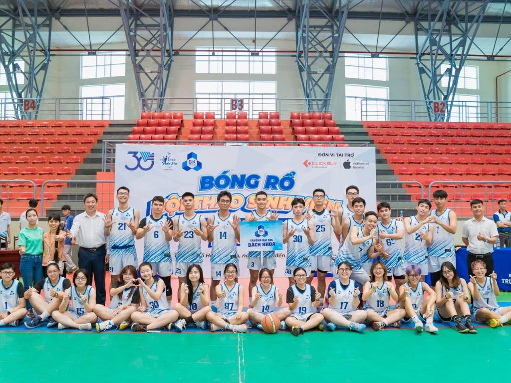 Việc tự thiết kế áo bóng rổ giúp thể hiện cá tính và bản sắc riêng của đội bạn