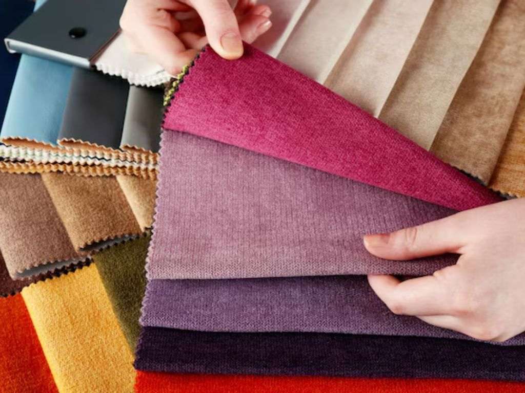 Chất liệu thấm hút tốt giúp vùng ngực luôn khô thoáng